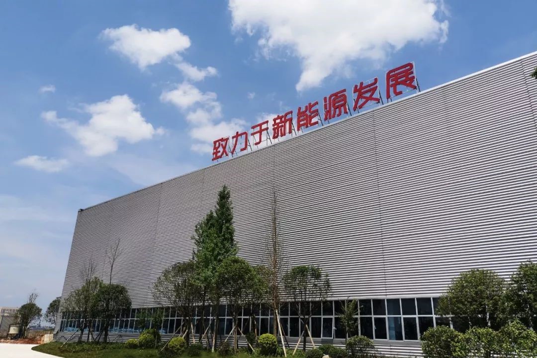 经营中心的“硬核精英”：面对客户，我们始终钻营极致