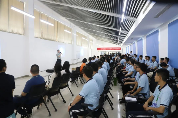青春后浪扬帆起航|PT电子游戏铜仁产业基地进行2022届校招生综合造就阶段启动典礼