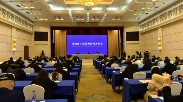 2022三湘民营企业百强榜颁布，湖南PT电子游戏新能源排名第21