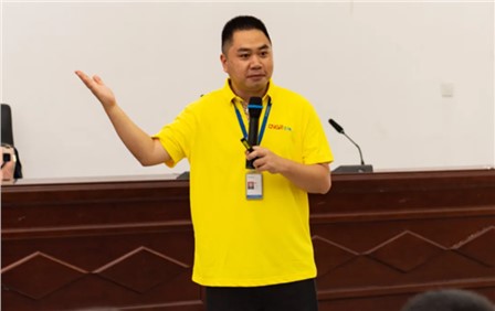 PT电子游戏明星讲师丨周旺：把学员当成“客户” 用工匠心灵打磨每一堂课
